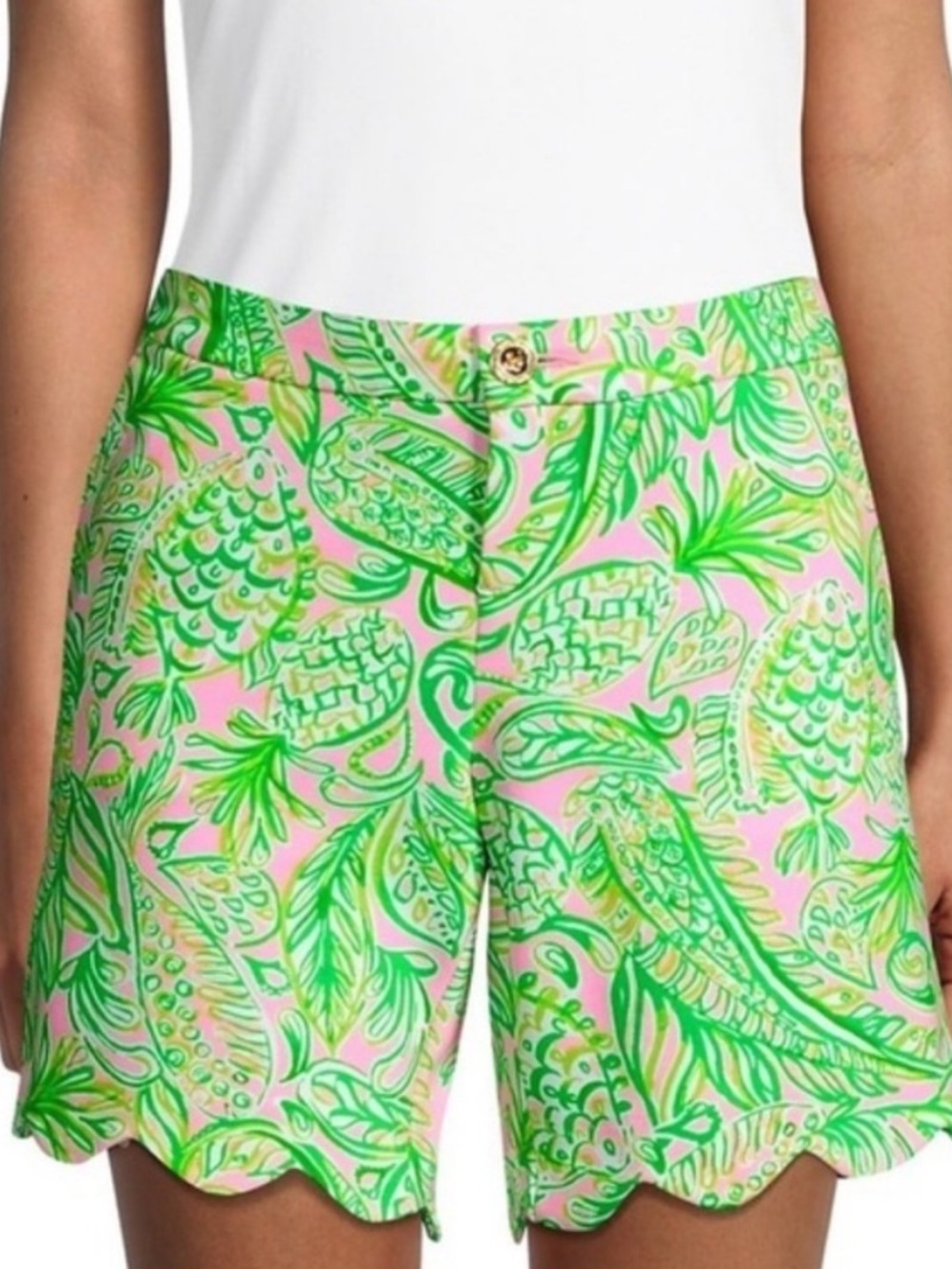 EUC Lilly Pulitzer Darcy Scalloped Mandeville Shorts 10